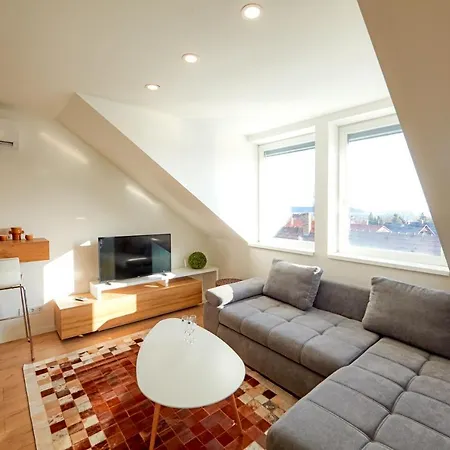 Vila A9 Luxury Balatonudvari